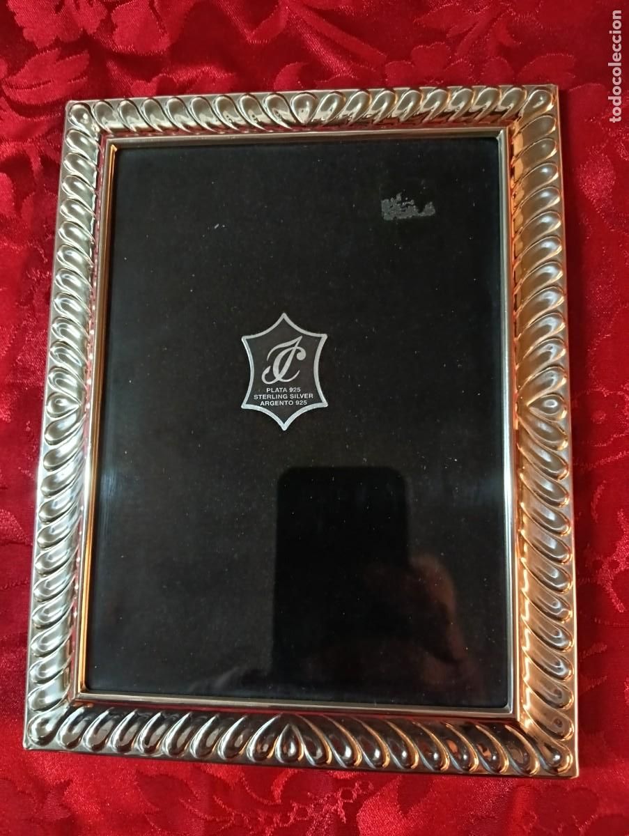 Antig&uuml;edades: Marco de plata de ley de Isabel Cabanillas - Foto 1