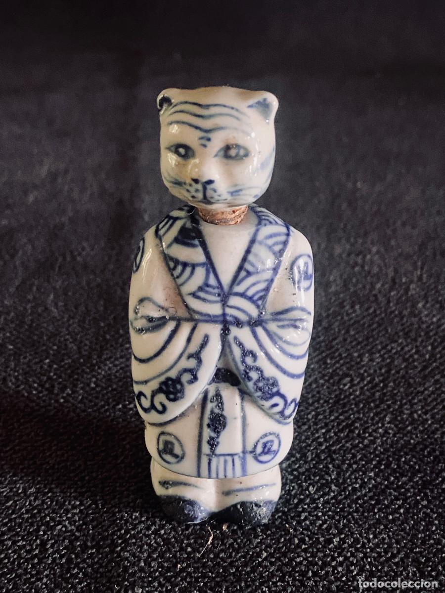 Antig&uuml;edades: Snuff Bottle , botella de rap&eacute; de un hombre con cabeza de gato . China siglo XIX