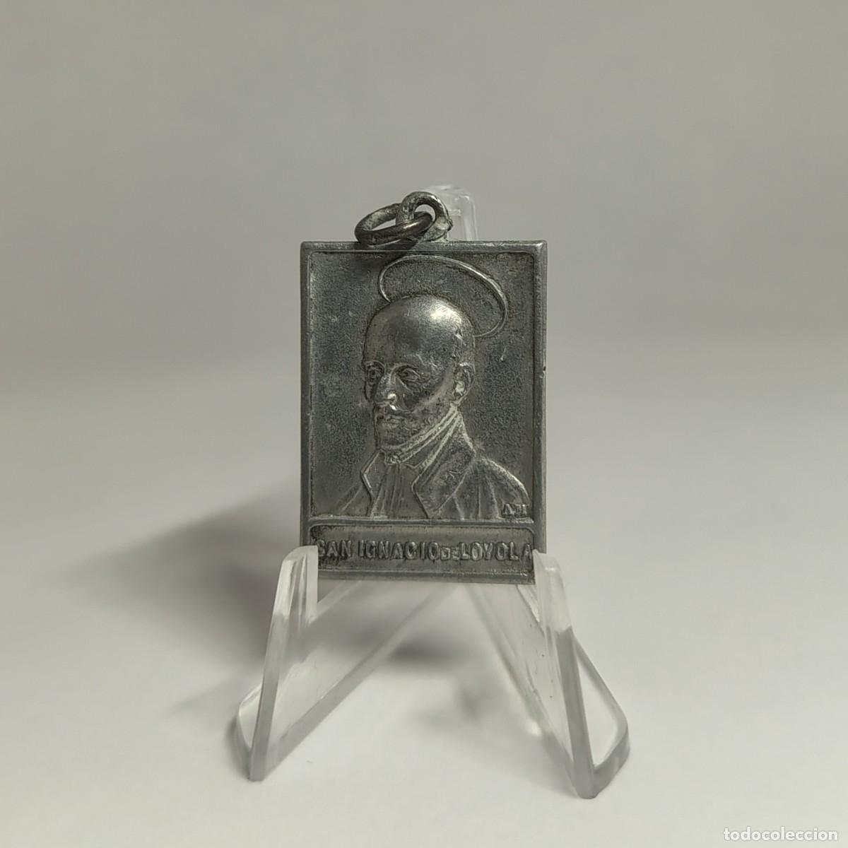 Antig&uuml;edades: Medalla religiosa / Colgante: SAN IGNACIO DE LOYOLA. M295