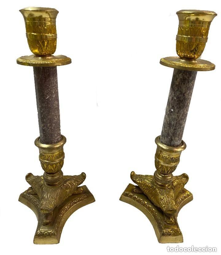 Antig&uuml;edades: Antiguos candelabros imperio. Napole&oacute;n III. Bronce y m&aacute;rmol. 27 cm alto.Casino Mercantil de Zaragoza