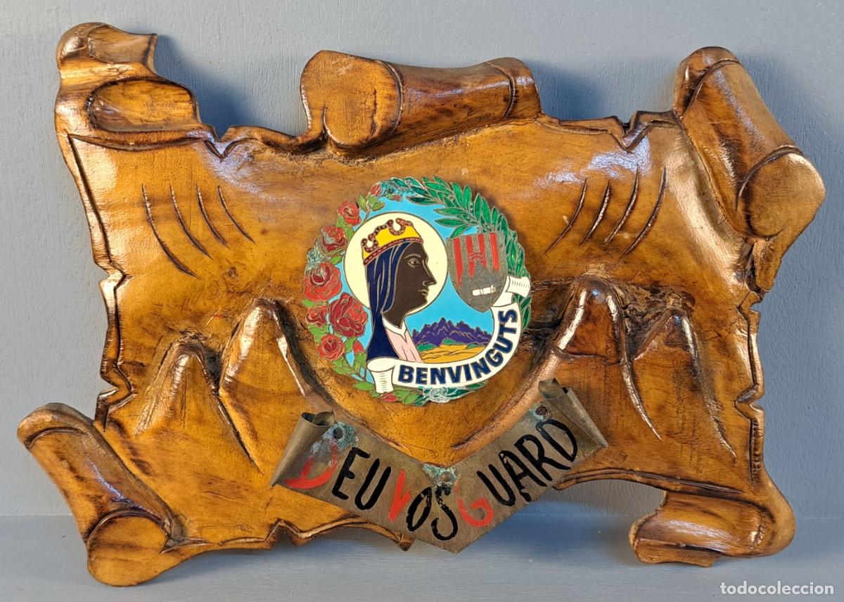 Antig&uuml;edades: Panel de madera virgen de Montserrat, Deu vos guard - Foto 1
