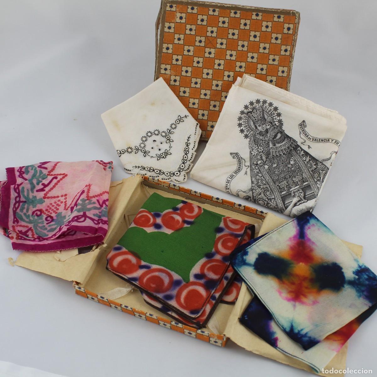Antig&uuml;edades: Set Pa&ntilde;uelos Vintage Virgen Desamparados Valencia Caja Handkerchiefs 50s Espa&ntilde;a