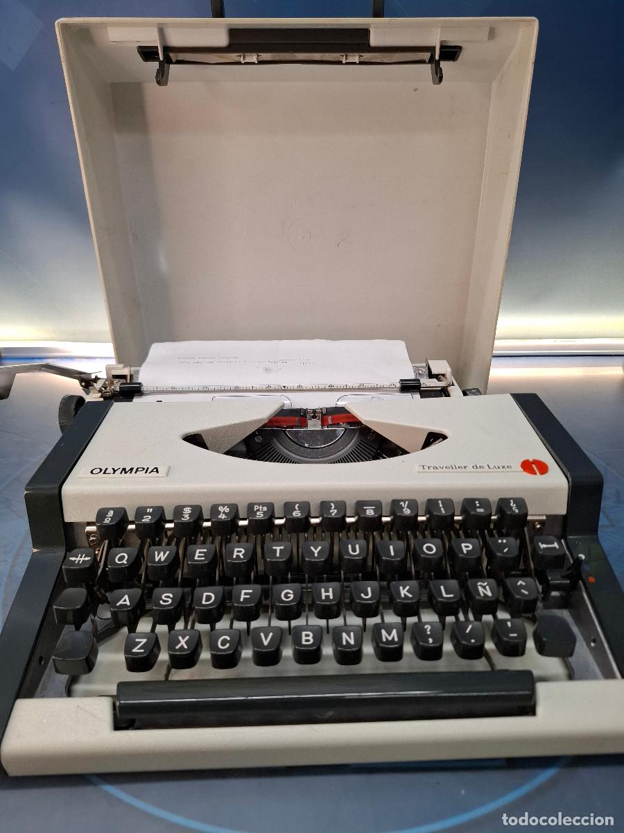 Antig&uuml;edades: Maquina de escribir, Olympia Traveller de Luxe
