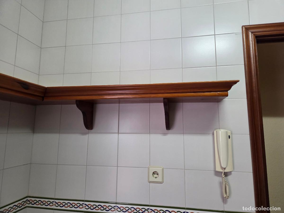 Antig&uuml;edades: esquinera de madera provensal envios 15&euro; - Foto 8