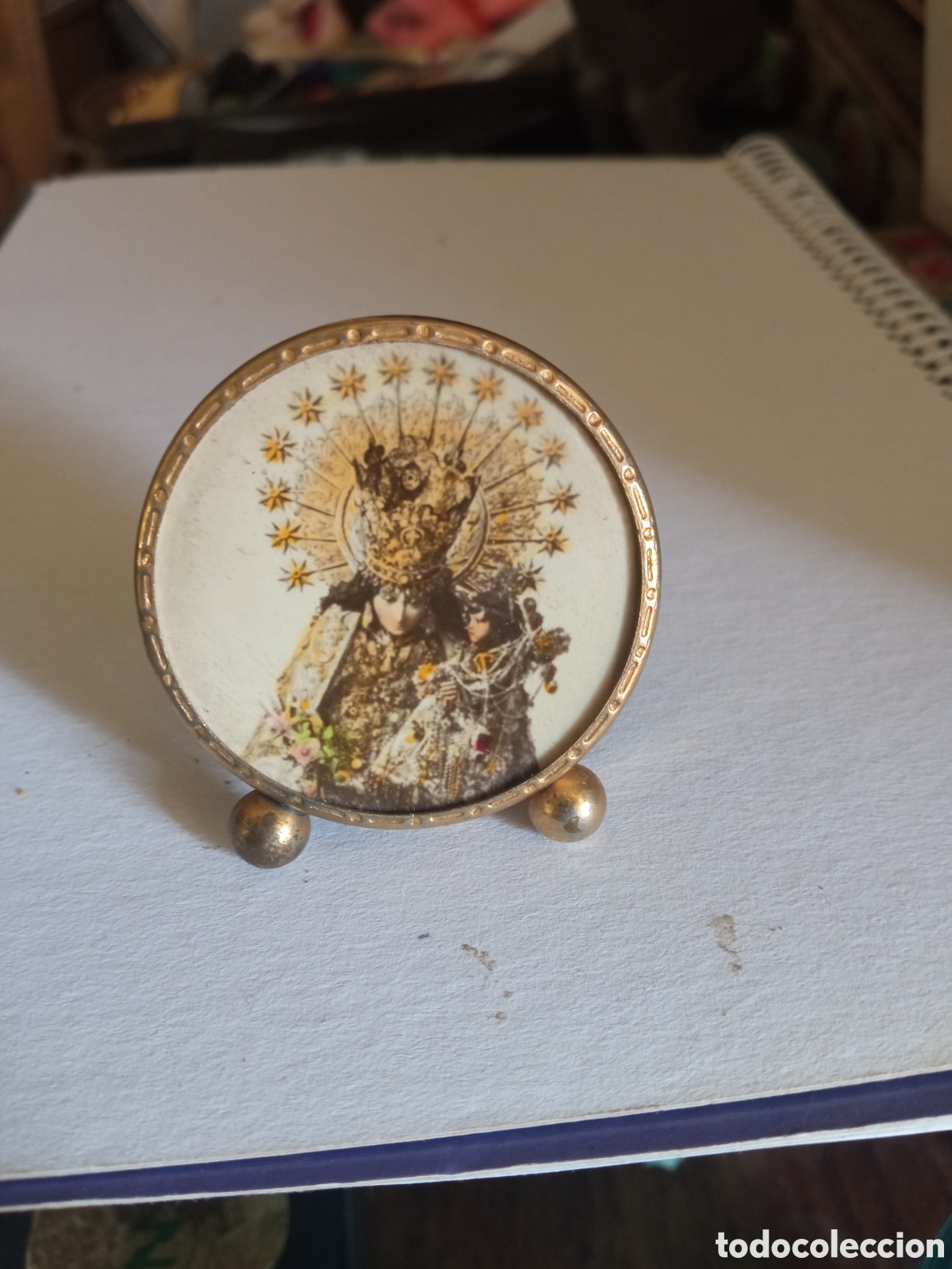 Antig&uuml;edades: Antigua capillita de sobremesa, Nuestra Se&ntilde;ora de los Desamparados, mide 41 mm de di&aacute;metro