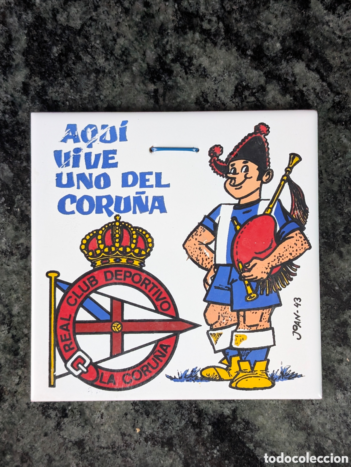 Antig&uuml;edades: Azulejo Aqu&iacute; Vive uno del Coru&ntilde;a - Foto 1
