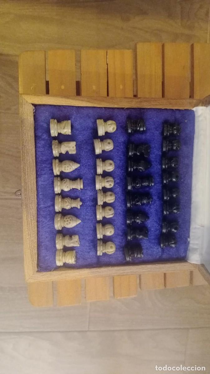 Antig&uuml;edades: Ajedrez de madera y esteatita - Foto 5