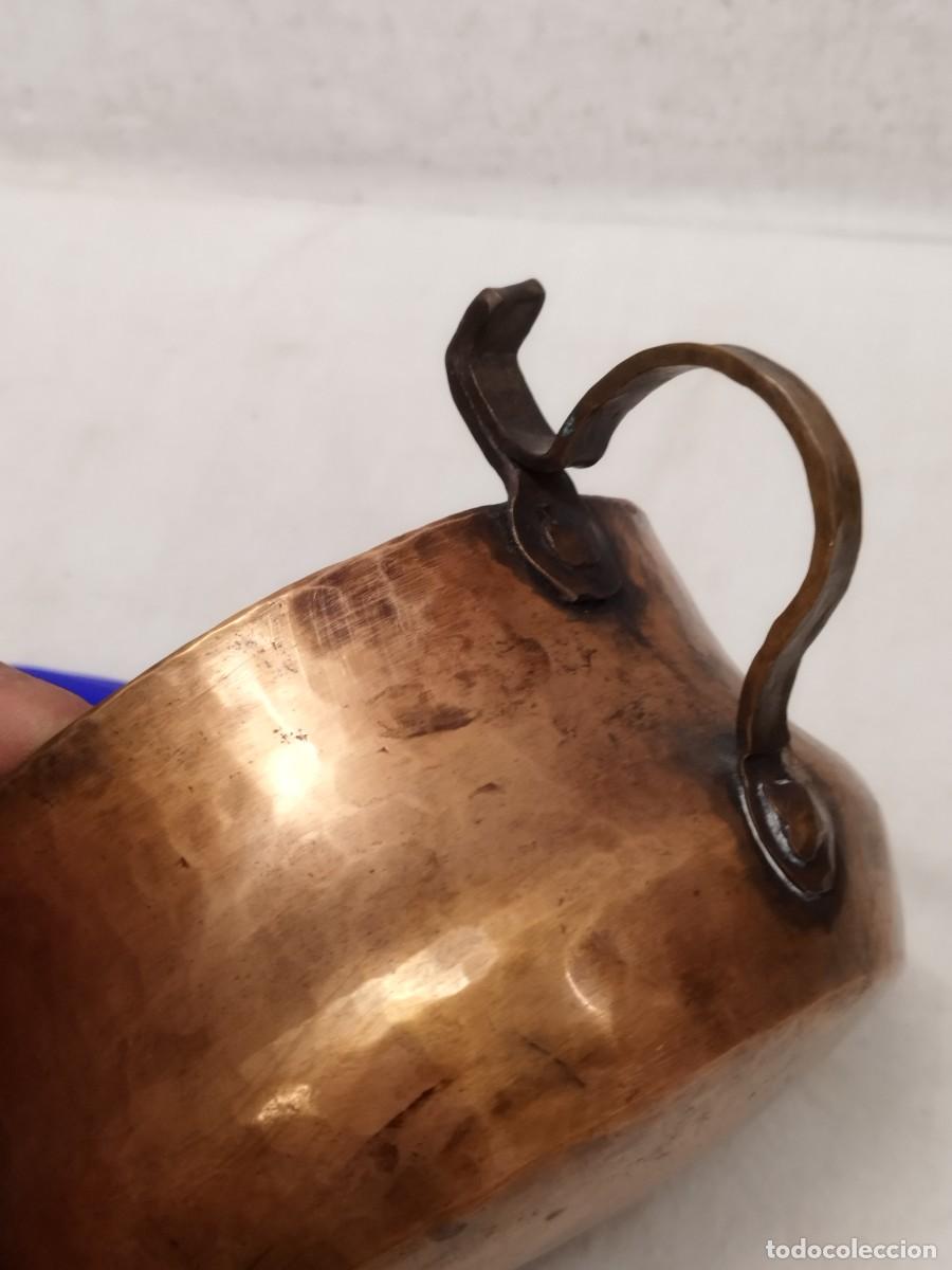 Antig&uuml;edades: Antiguo recipiente tipo jarra de cobre o aran. - Foto 7