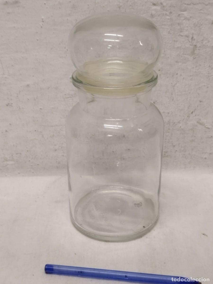 Antig&uuml;edades: Antiguo pote o frasco de cristal Belga, con su tap&oacute;n.