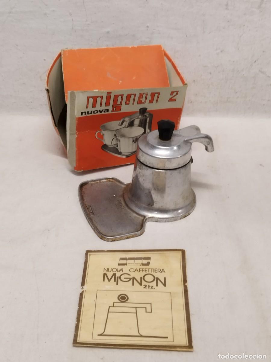 Antig&uuml;edades: Antigua cafetera Expreso Mignon 2 TZ. tazas. Sin probar. Con caja a restaurar. Italiana.