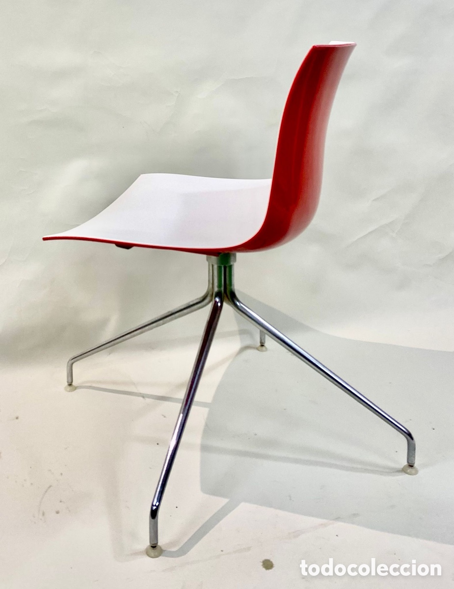 Antig&uuml;edades: Silla de dise&ntilde;o bicolor - Foto 2