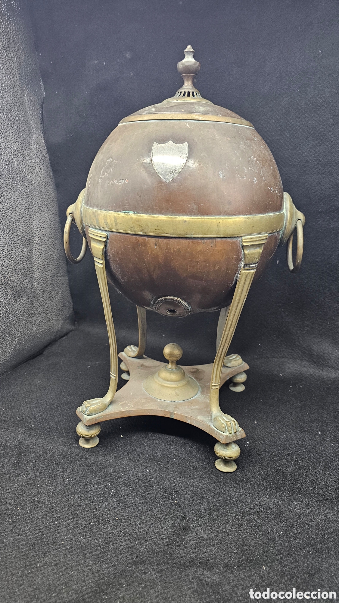 Antig&uuml;edades: Antiguo Samovar Victoriano, con placa de plata de ley contrastada