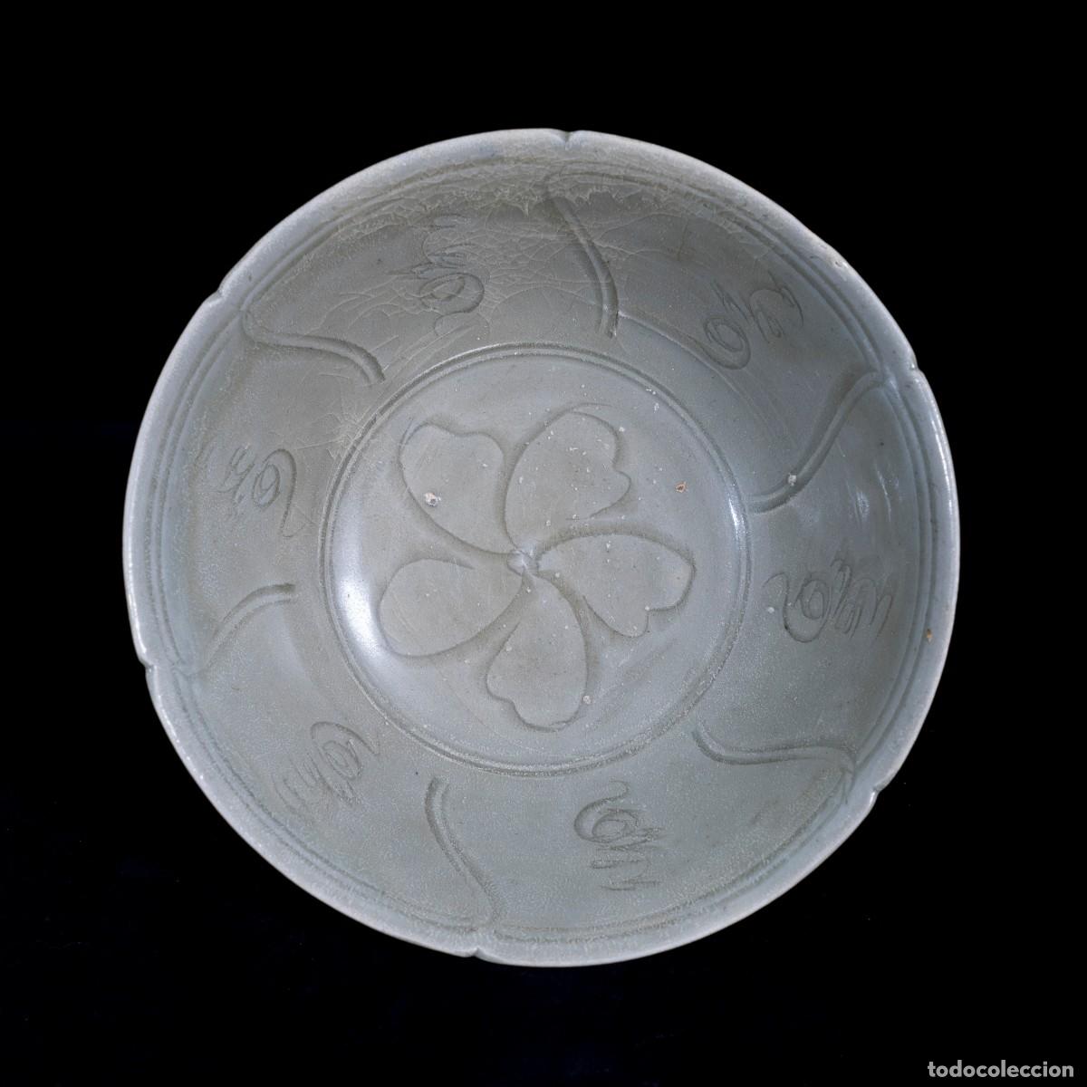 Antig&uuml;edades: Raro Gran Cuenco Celad&oacute;n Longquan Dinast&iacute;a Song del Sur Nubes y Flores China