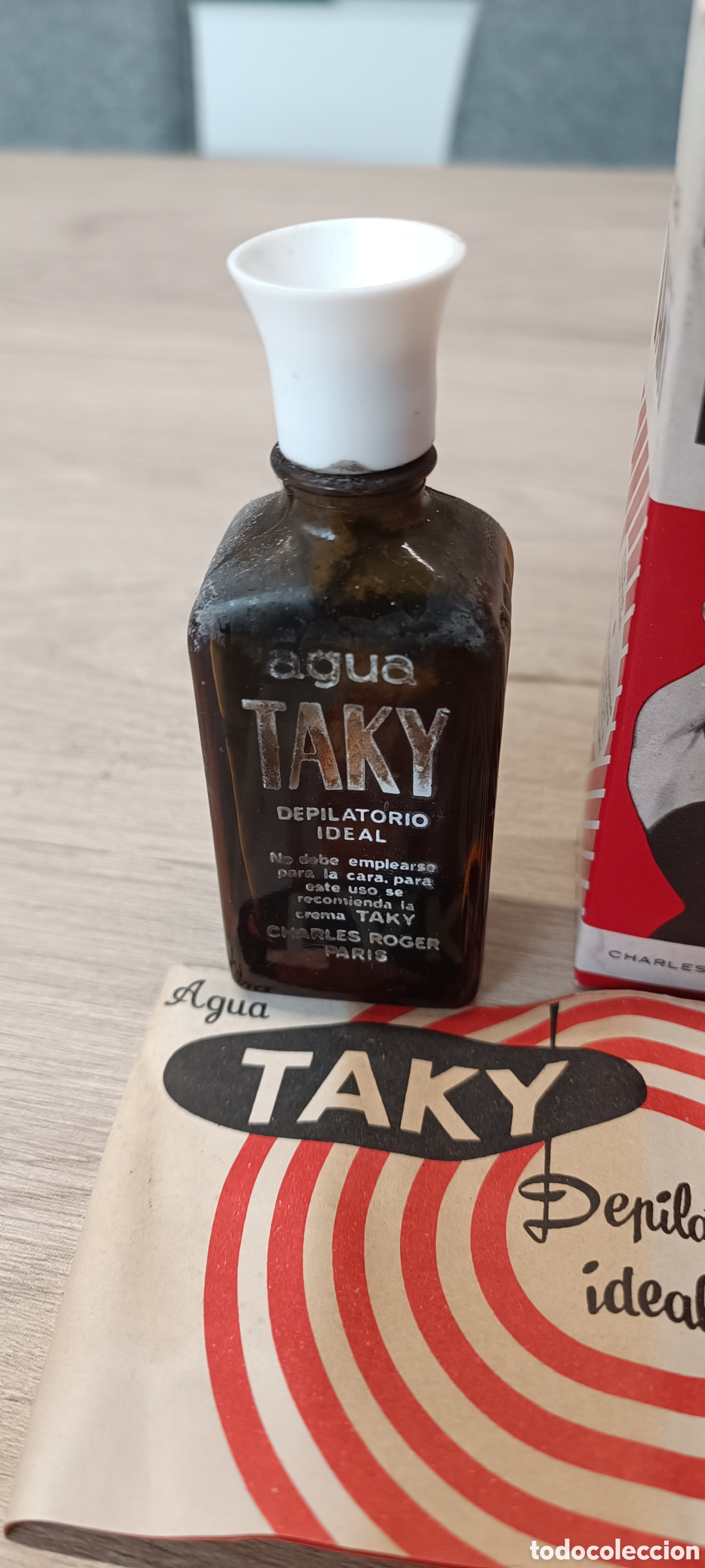 Antig&uuml;edades: Agua Taky charles roger-Paris - Foto 3