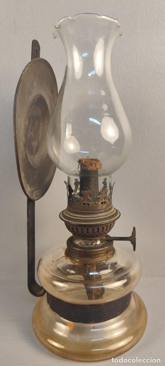 Antig&uuml;edades: Antiguo quinqu&eacute; de cristal y bronce - Foto 4