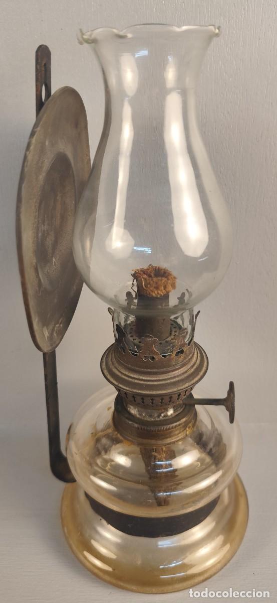 Antig&uuml;edades: Antiguo quinqu&eacute; de cristal y bronce - Foto 5