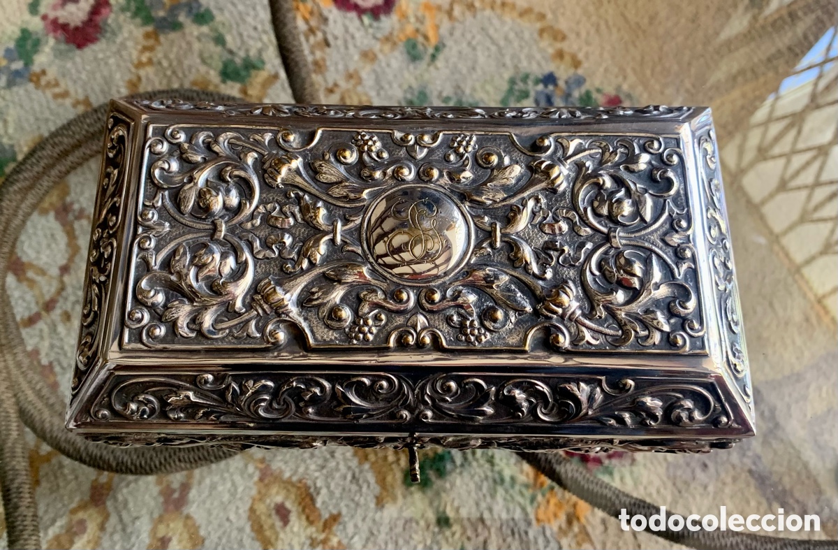 Antig&uuml;edades: Joyero plateado vintage