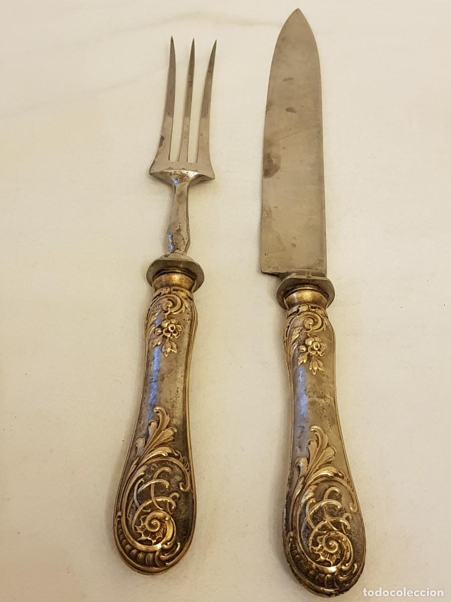 Antig&uuml;edades: Cuchillo y tenedor de servicio de plata. Finales siglo XIX. Sin contrastes