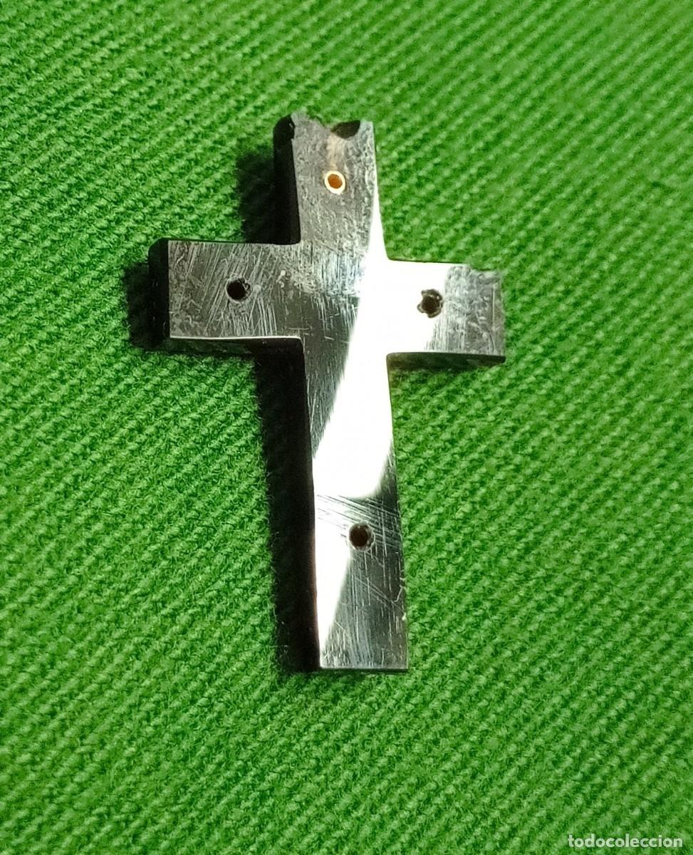 Antig&uuml;edades: Cruz de &oacute;nix. A&ntilde;os 1960. - Foto 2