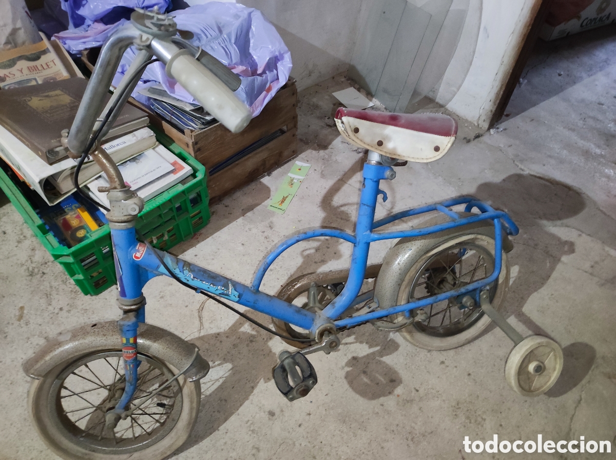 Antig&uuml;edades: Bicicleta infantil ABELUX azul vintage