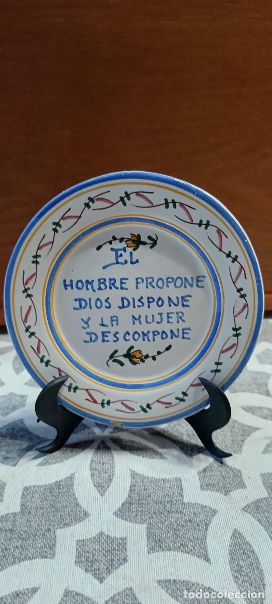 Antig&uuml;edades: Plato de porcelana con frase - Foto 2
