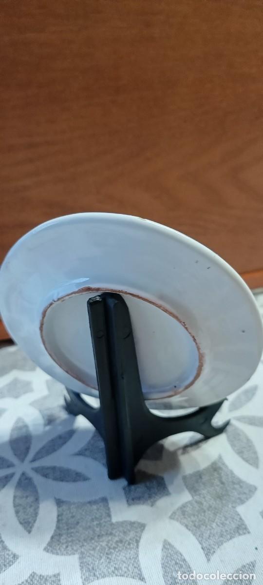 Antig&uuml;edades: Plato de porcelana con frase - Foto 3