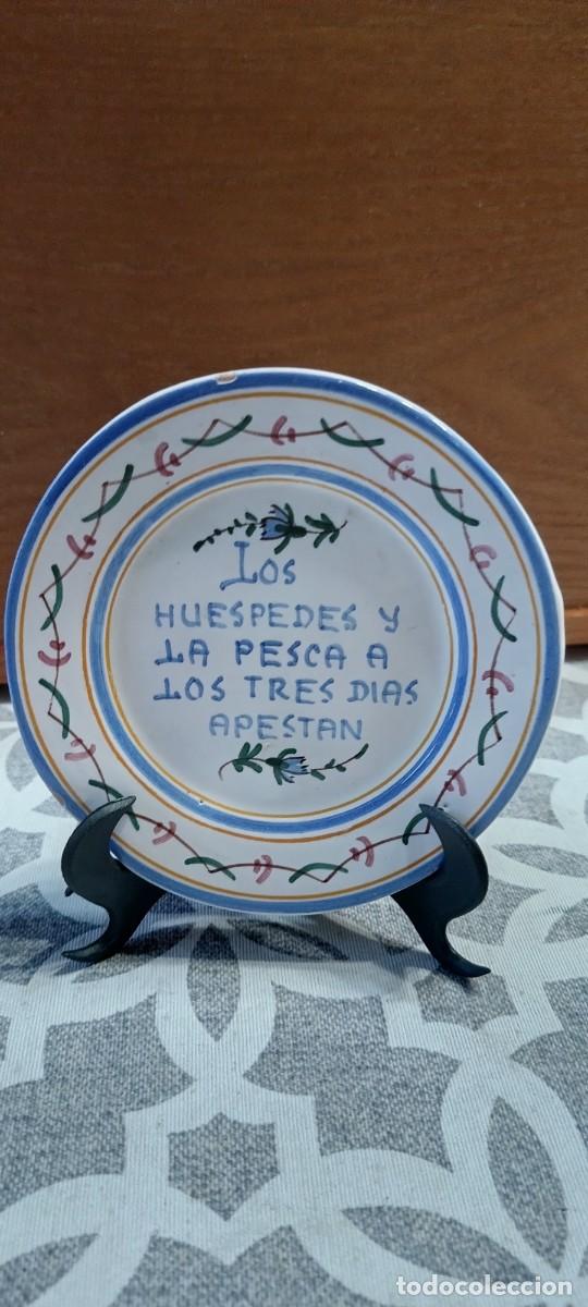 Plato de porcelana con refran