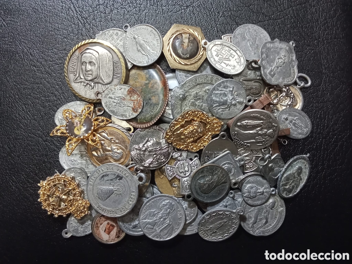 Antig&uuml;edades: Lote de medallas religiosas