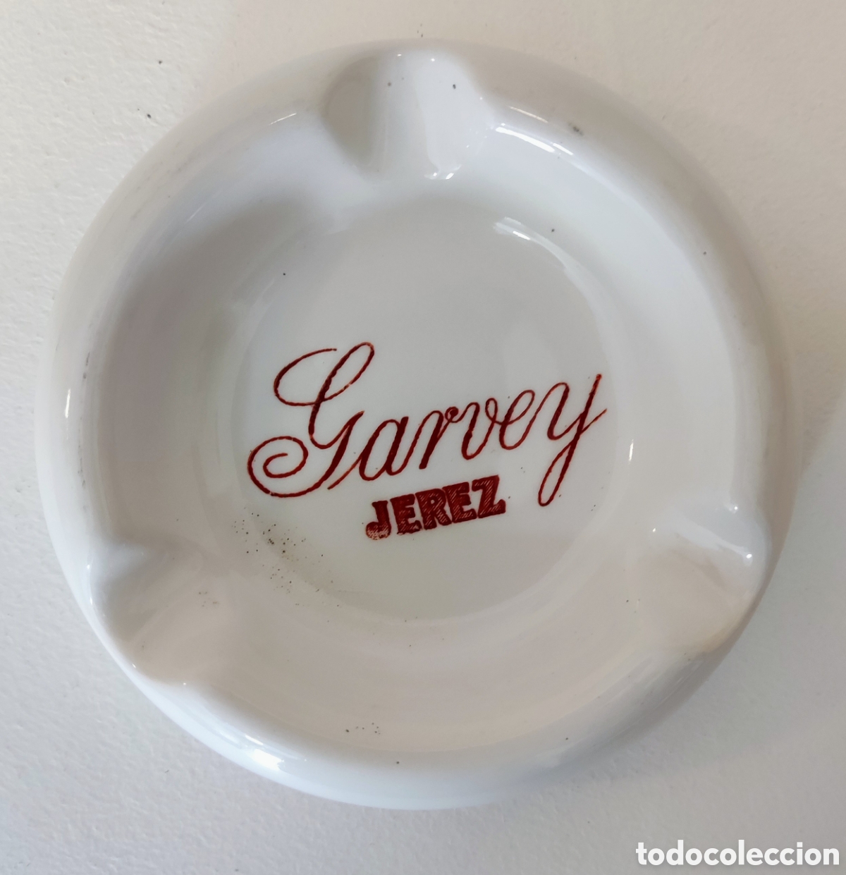 Antig&uuml;edades: Antiguo cenicero publicitario Garvey Jerez porcelana vintage