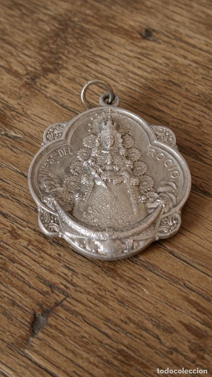 Antig&uuml;edades: Medall&oacute;n Medalla Virgen del Roc&iacute;o Vintage