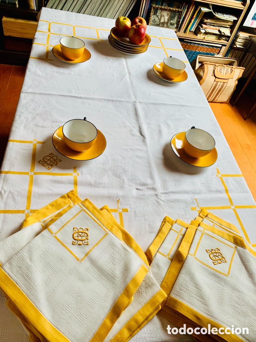 Antiquit&eacute;s: Mantel vintage amarillo
