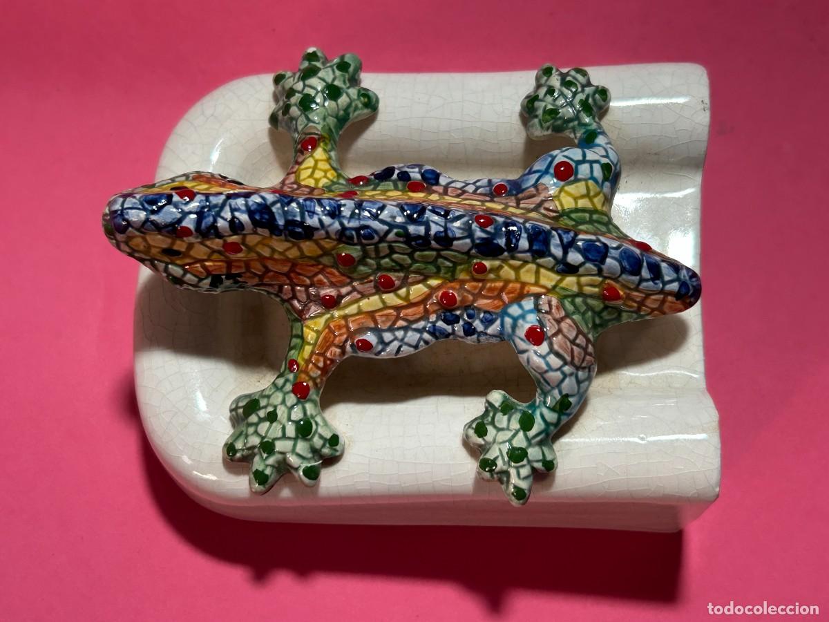 Antig&uuml;edades: Salamandra de Gaud&iacute; Parque G&uacute;ell de Porcelana esmaltada