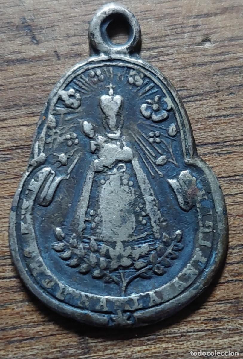 Antig&uuml;edades: Antigua medalla Nuestra se&ntilde;ora de la Antigua en Plata