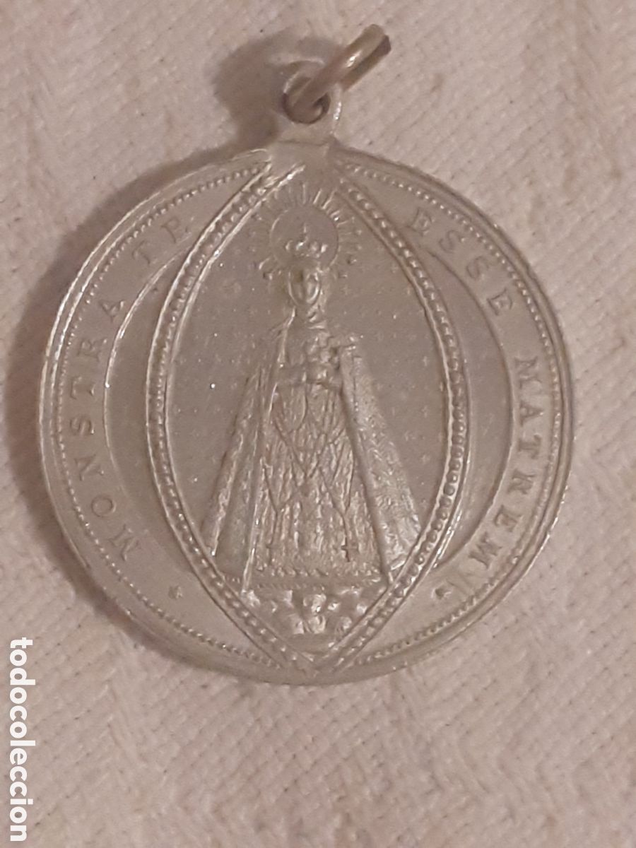 Antig&uuml;edades: GRAN MEDALLA COFRADIA DE NUESTRA SE&Ntilde;ORA DEL SOCORRO. VITIGUDINO. SALAMANCA. HACIA 1910. 3,5 CM