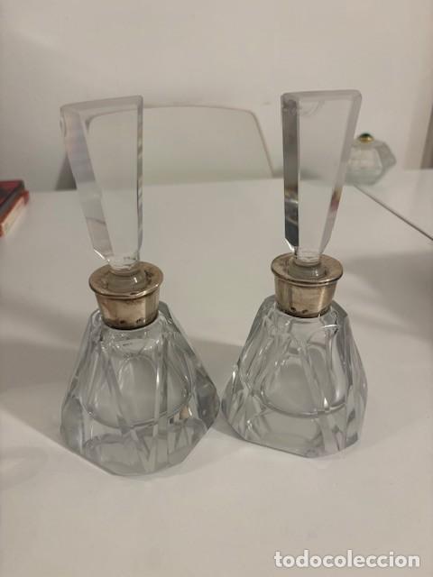 Antig&uuml;edades: PAREJA PERFUMEROS DE CRISTAL CUELLO DE PLATA / A&Ntilde;OS 40/50