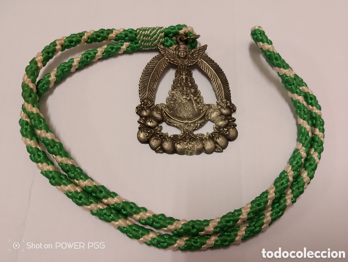 Antig&uuml;edades: Medalla del roc&iacute;o hermandad - Foto 2