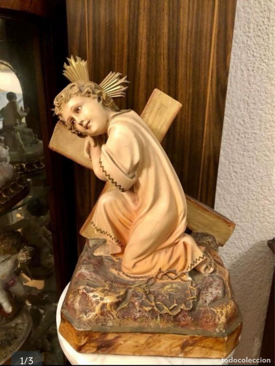 Antig&uuml;edades: NI&Ntilde;O JES&Uacute;S LLEVANDO LA CRUZ.
