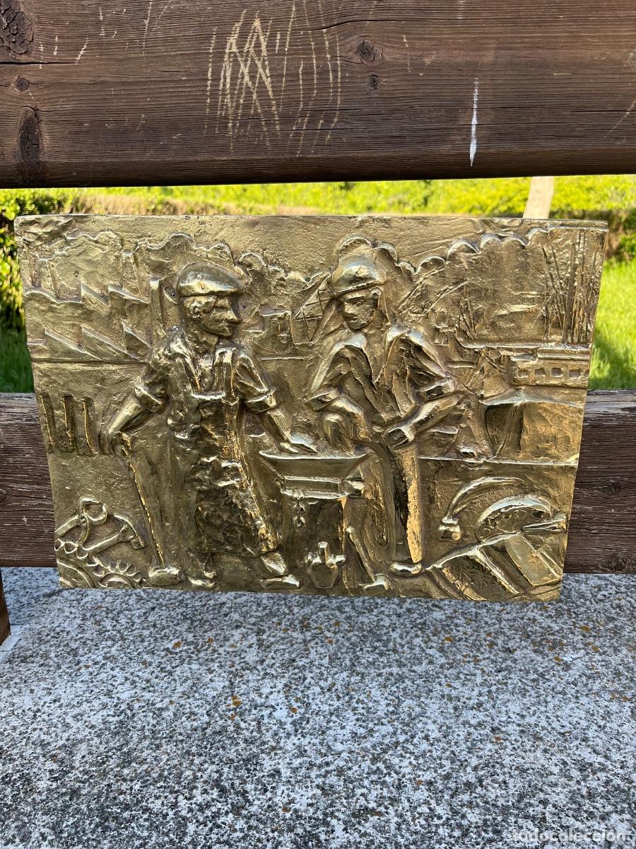 Antig&uuml;edades: Art- nouveau, bajo relieve, escuela alemana, Bronce