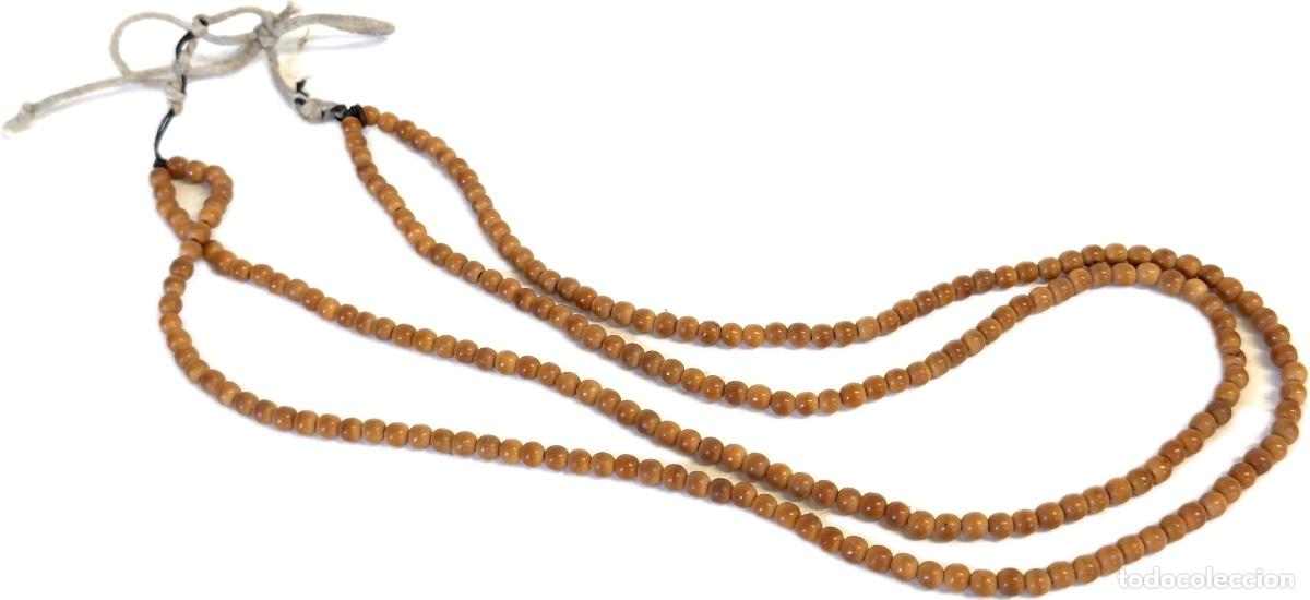 Antig&uuml;edades: Collar de coralina de dos vueltas Siglo XIX.