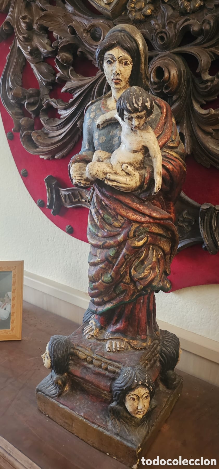 Antig&uuml;edades: Antigua talla en madera policromada de la virgen y el ni&ntilde;o jes&uacute;s