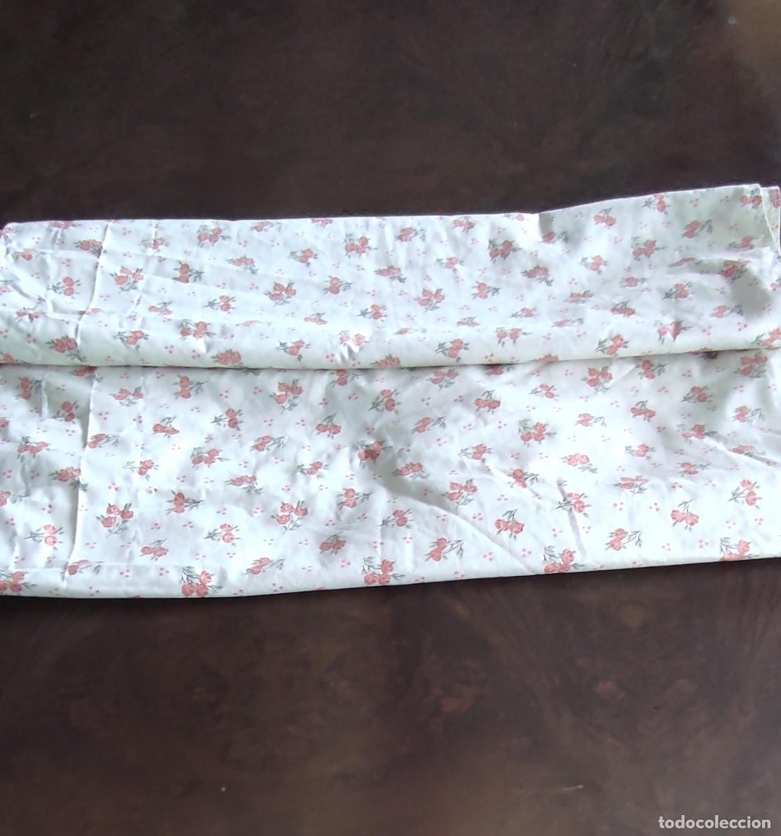 Antig&uuml;edades: PIEZA DE TELA DE ALGODON VINTAGE CON ESTAMPADO FLORAL. MEDIDAS 50 x 245