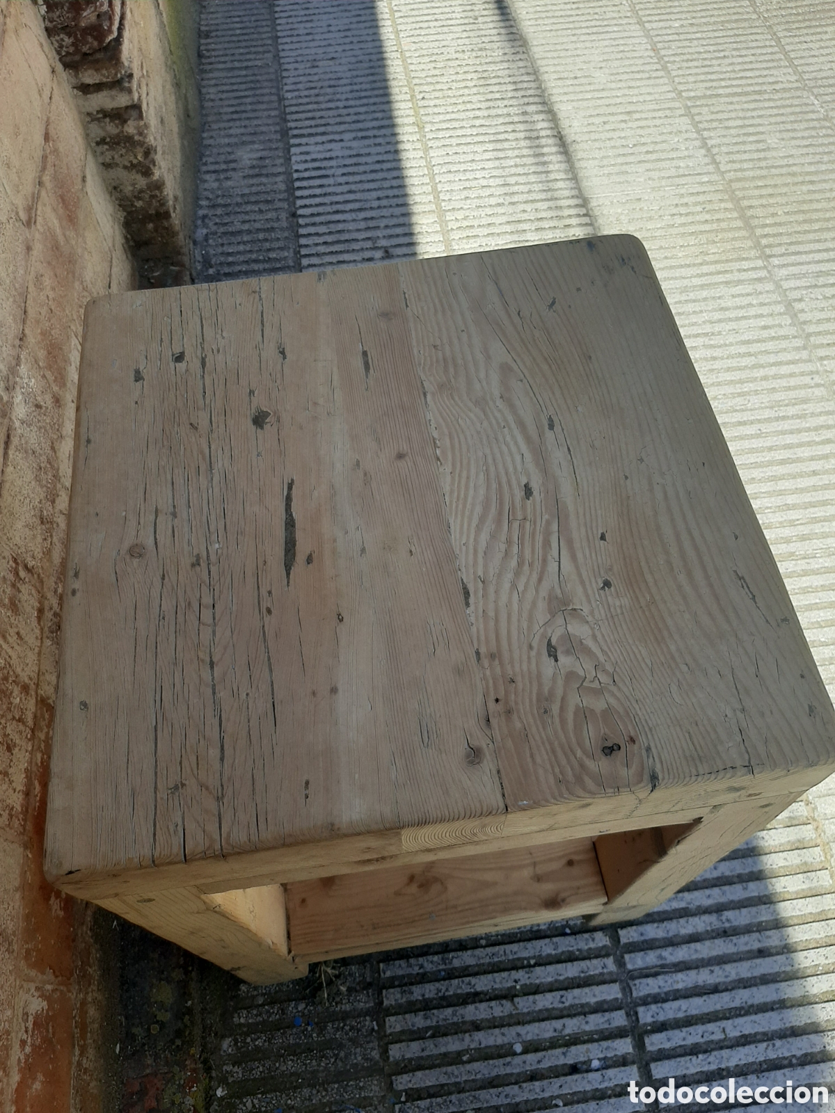 Antig&uuml;edades: Mesa auxiliar robusta r&uacute;stica - Foto 5