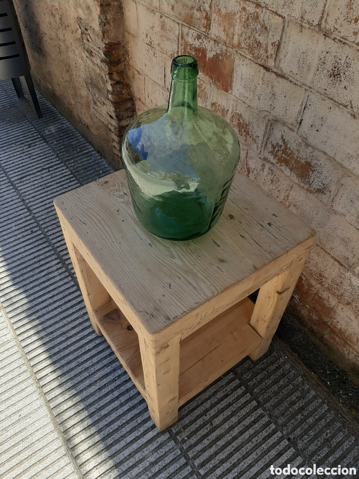 Antig&uuml;edades: Mesa auxiliar robusta r&uacute;stica - Foto 9