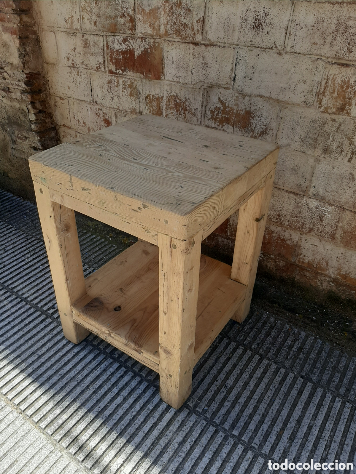 Antig&uuml;edades: Mesa auxiliar robusta r&uacute;stica - Foto 10