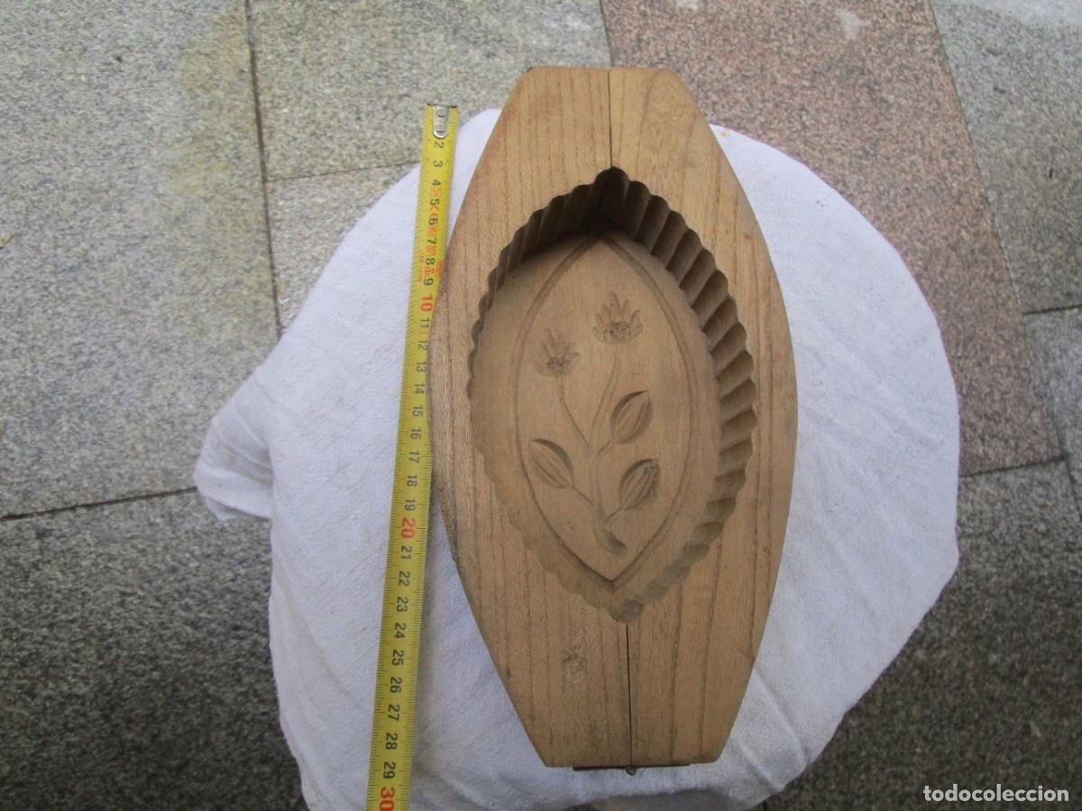 Antig&uuml;edades: BELLO MOLDE MADERA CASTA&Ntilde;O PARA DORMAR PANES MANTECA MANTIQUILLA ETC - ARTICULADO, MADERA CASTA&Ntilde;O+
