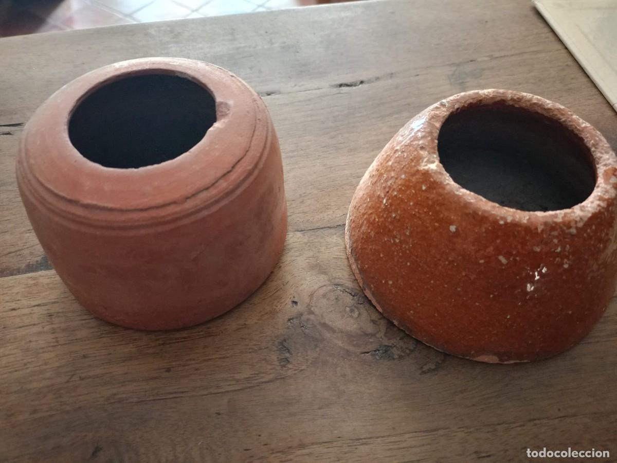 Antig&uuml;edades: Pareja de bebederos en barro cocido, para animales