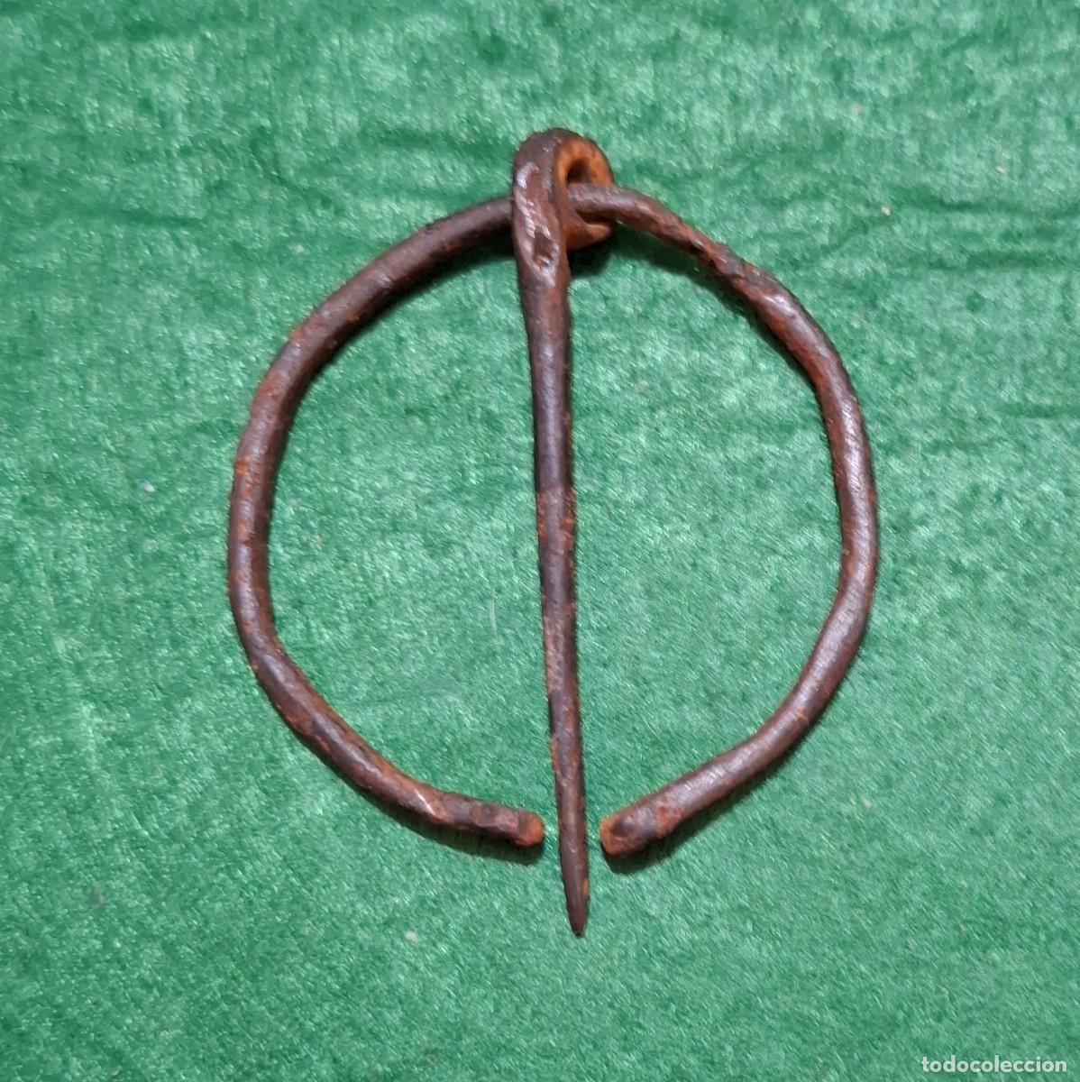 Antig&uuml;edades: Fibula Vikinga Siglos 9 a 11 d.C. - Foto 1