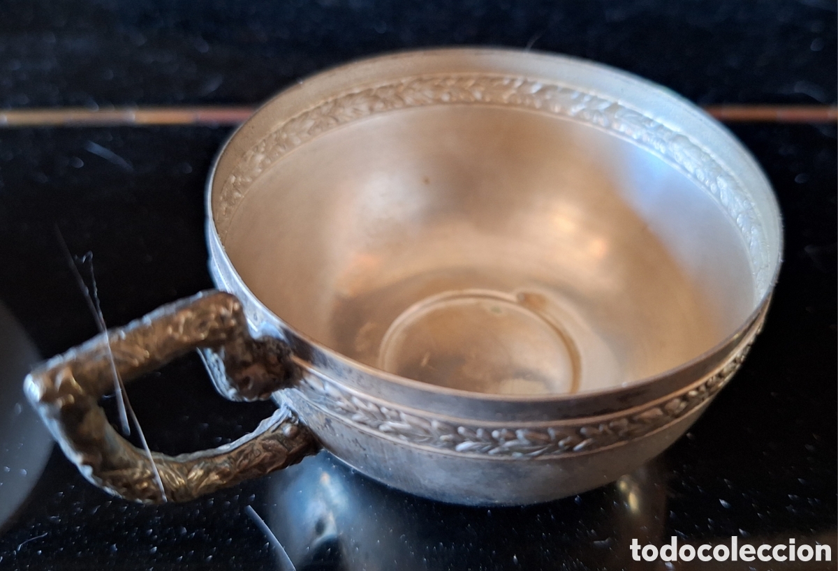 Antig&uuml;edades: Taza plateada y opalina - Foto 8