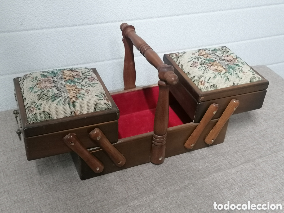 Antig&uuml;edades: Costurero de madera antiguo - Foto 3