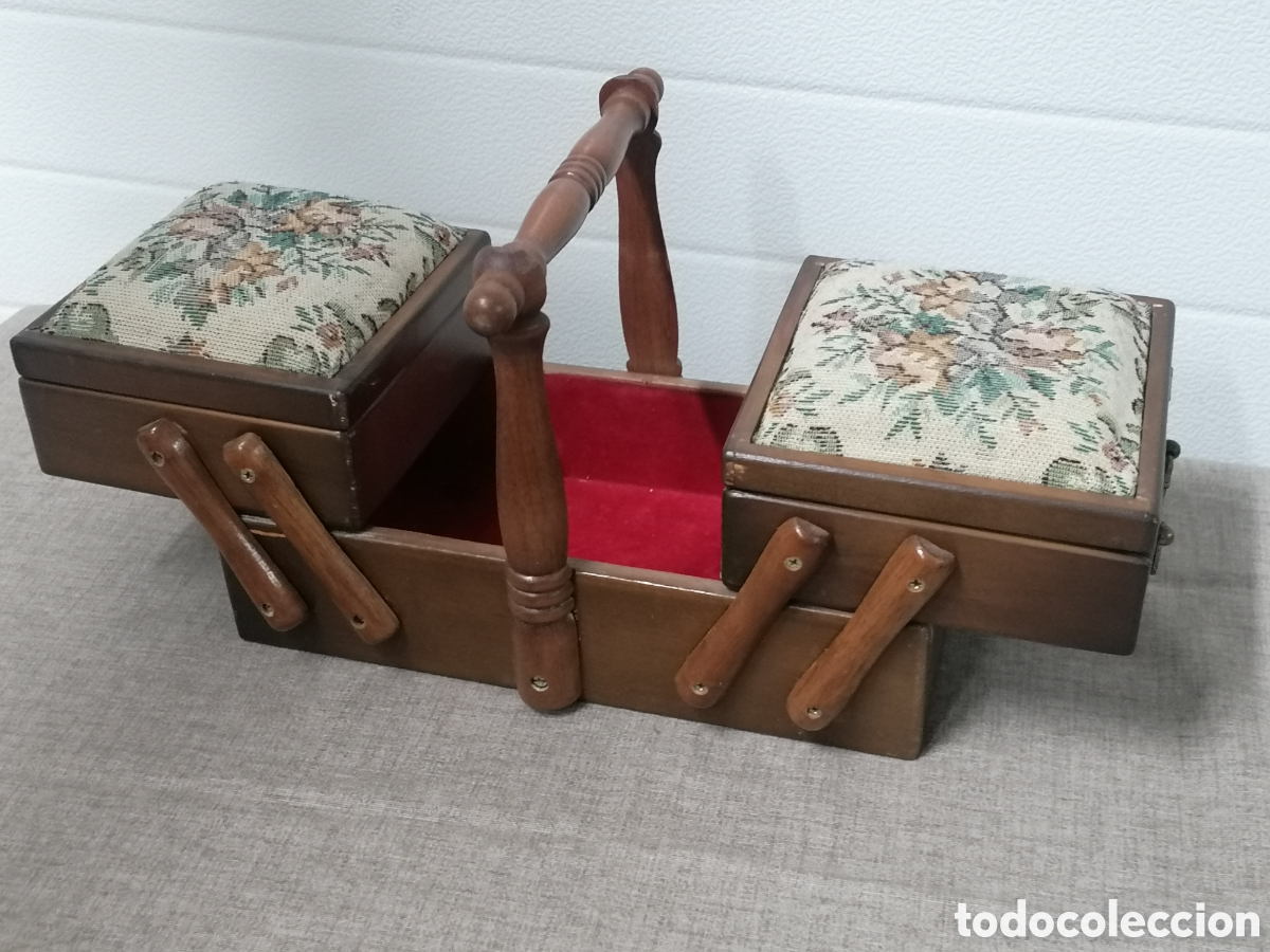 Antig&uuml;edades: Costurero de madera antiguo - Foto 4